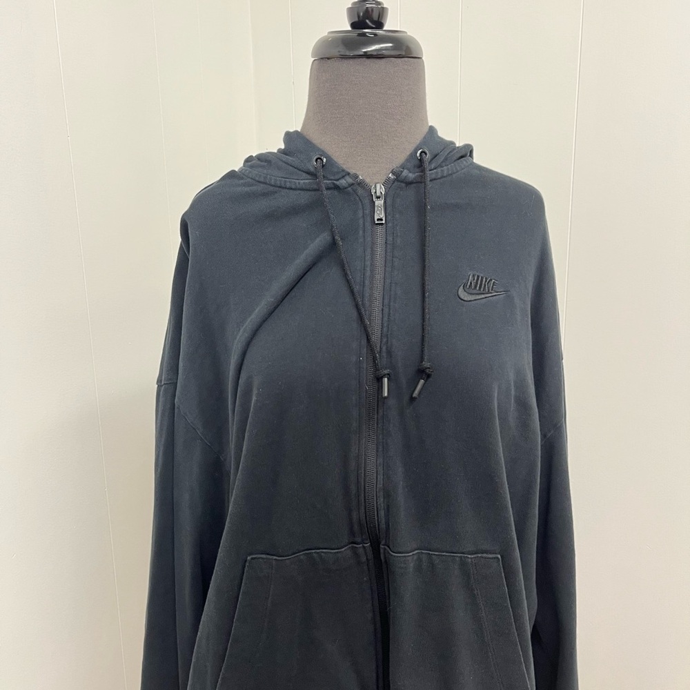 Nike Black Apparel Tag